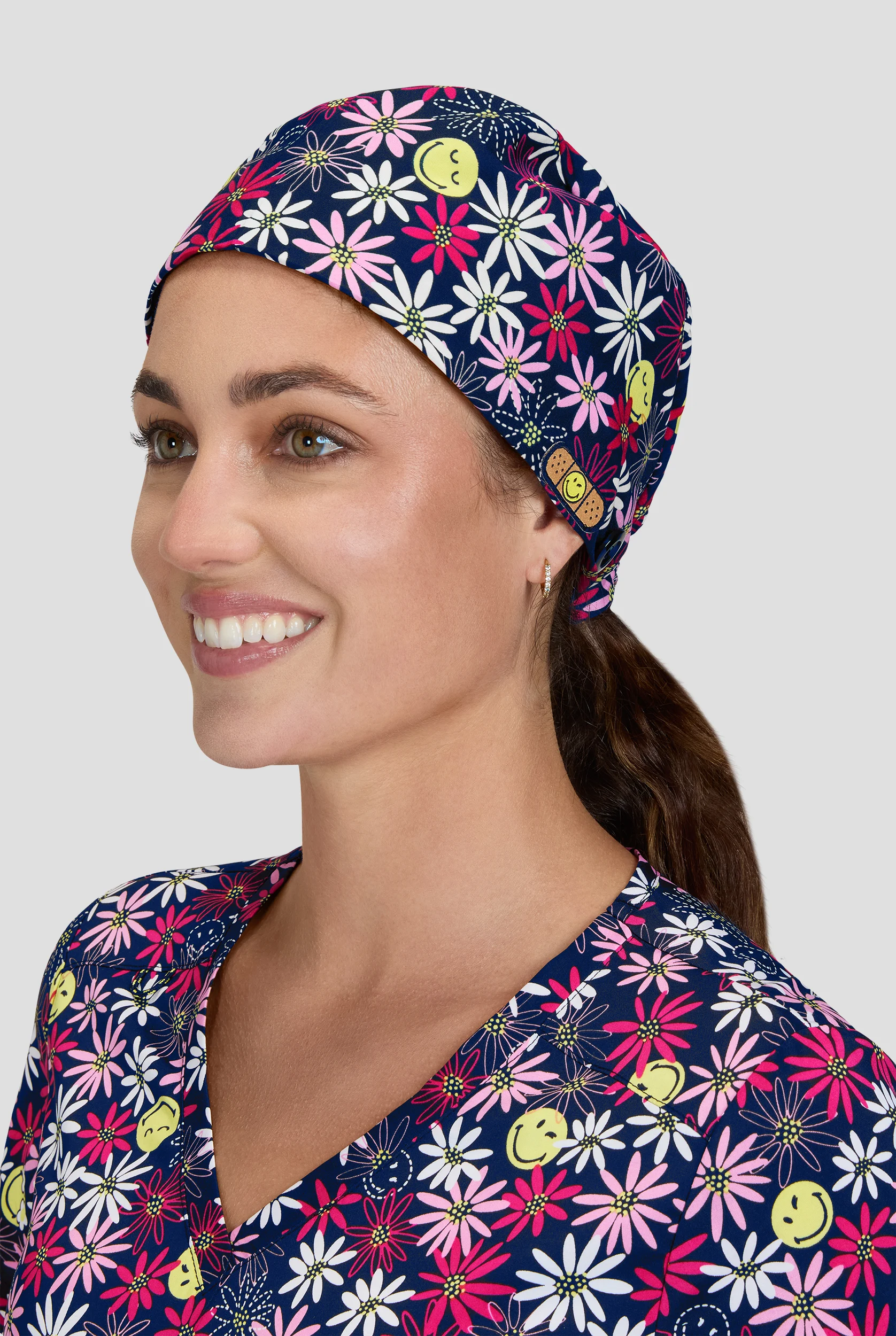 koi Smiley World Smile Daisy Scrub Cap