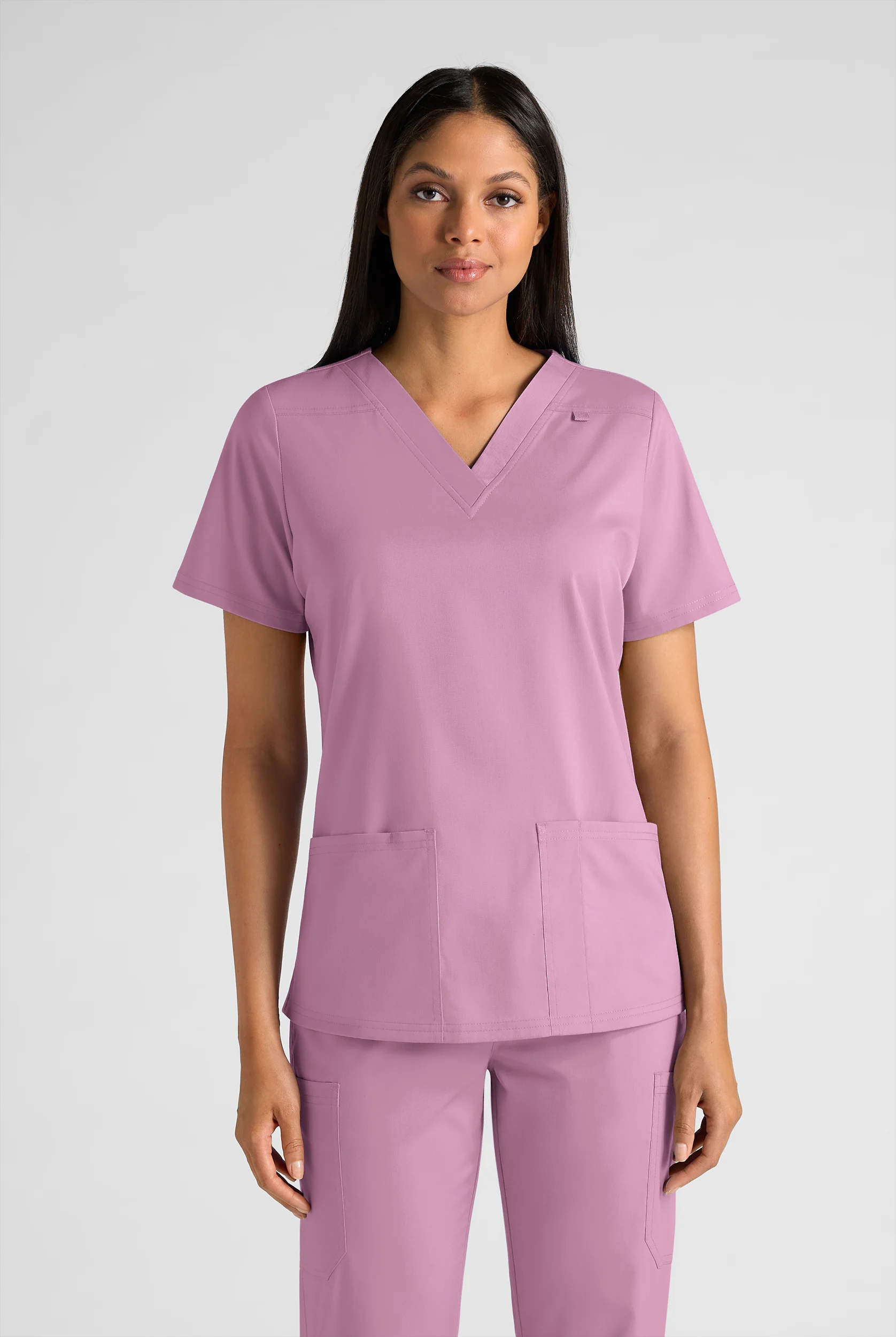 Blusa médica Butter-Soft FLXTEK STRETCH con cuello en V y 3 bolsillos para mujer
