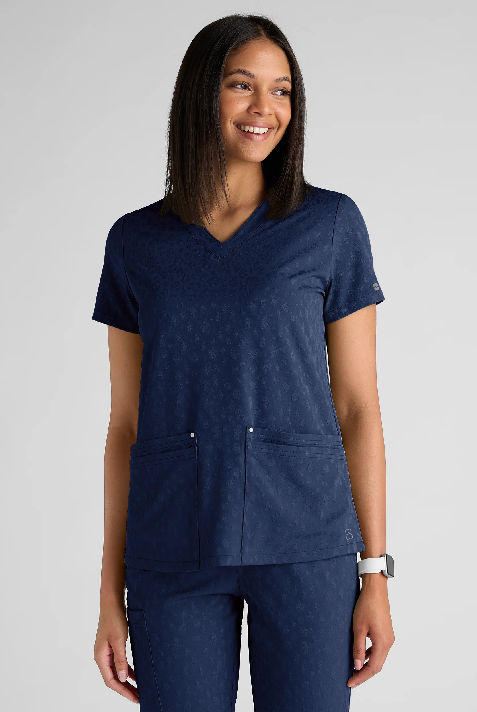 Blusa médica Easy STRETCH Lina con cuello en V y 4 bolsillos para mujer
