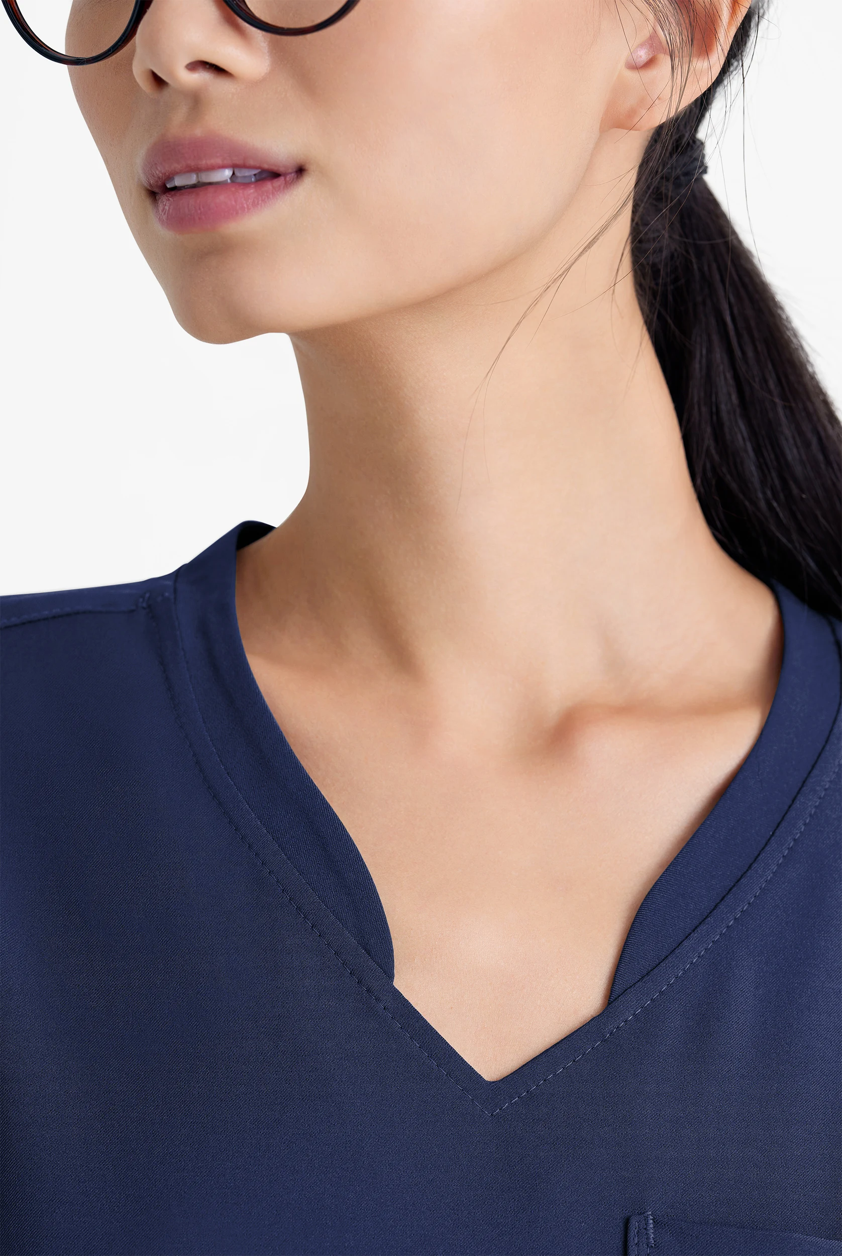 Grey's Anatomy by Barco Evolve STRETCH Sway Women's 1-Pocket Tuck In V-Neck Scrub Top