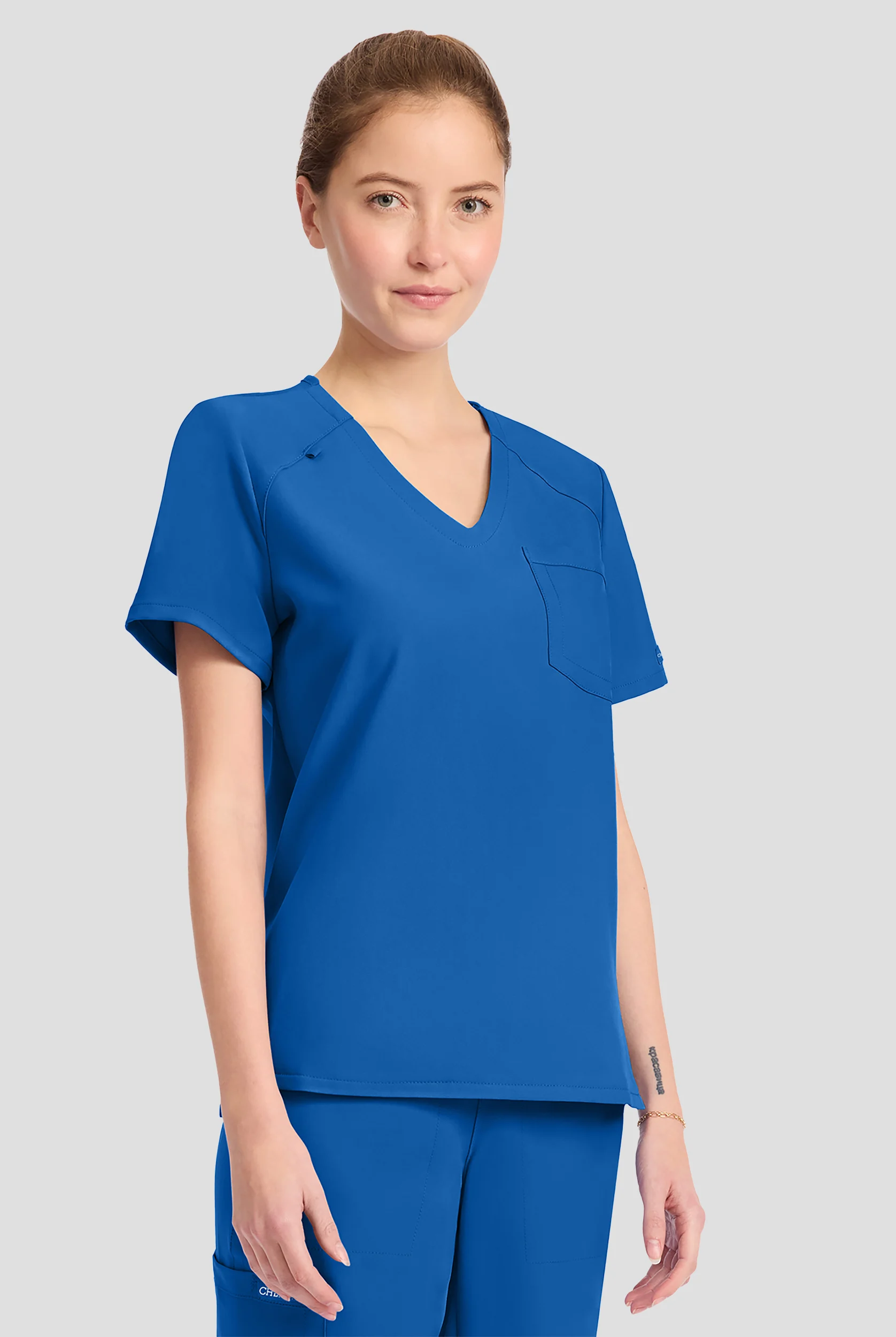 Cherokee Workwear Originals Ultra Women's 1-Pocket Tuck In V-Neck Scrub Top