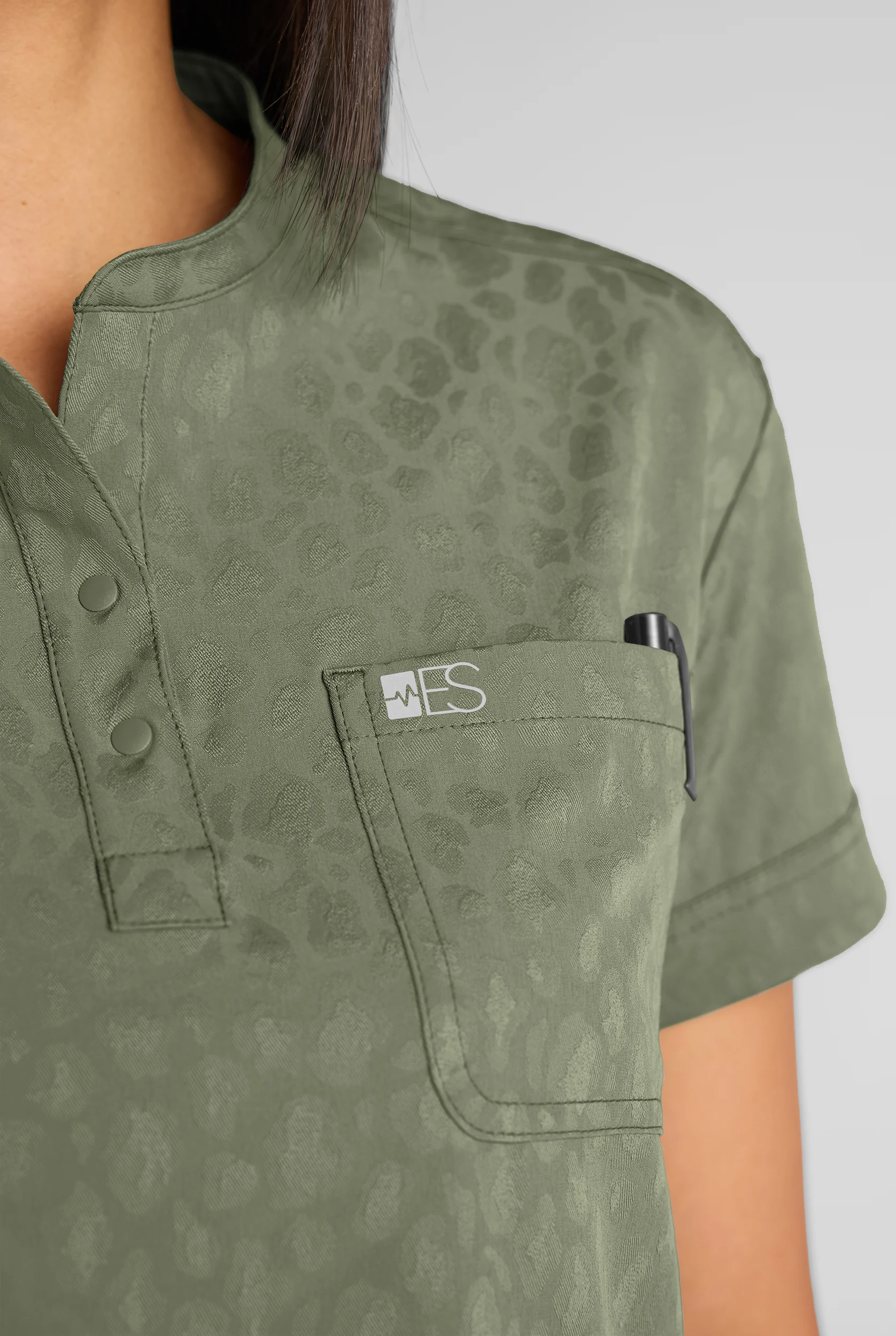 Easy STRETCH Bella Women's Jacquard 1-Pocket Henley Scrub Top