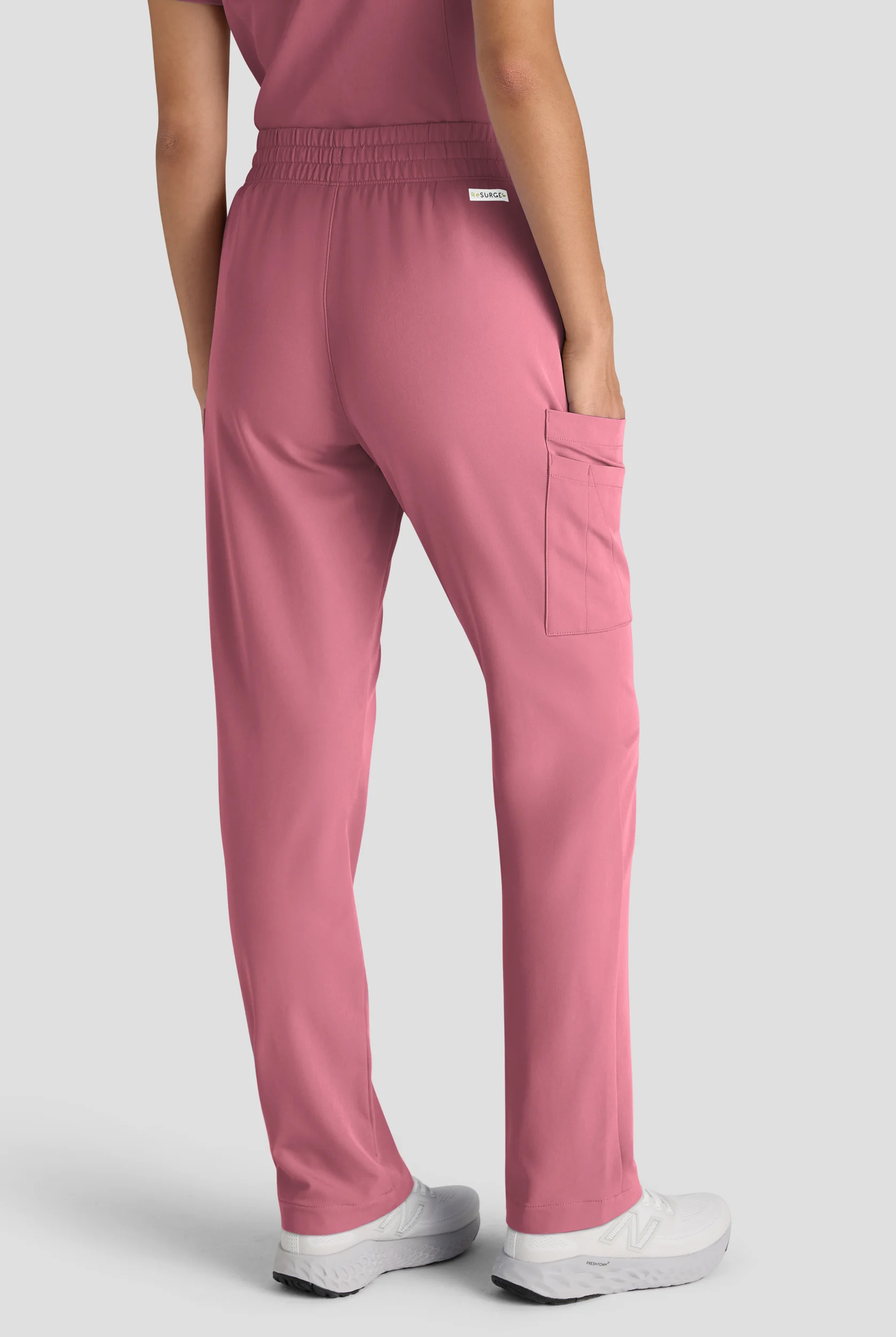 Pantalón médico ReSurge Topaz con cordón ajustable y 11 bolsillos para mujer