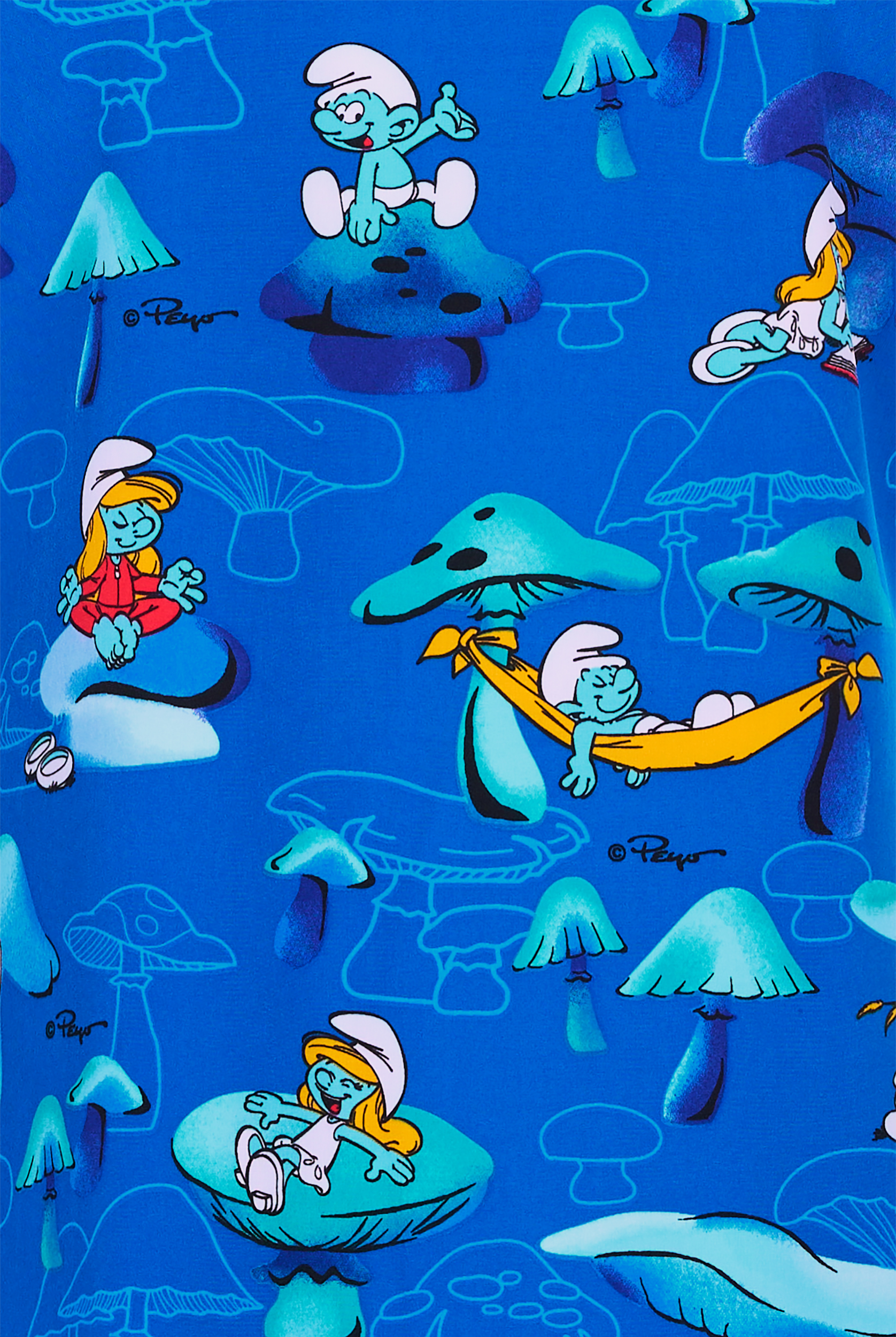 Blusa médica estampada Tooniforms Smurfs STRETCH con cuello en V y 3 bolsillos para mujer