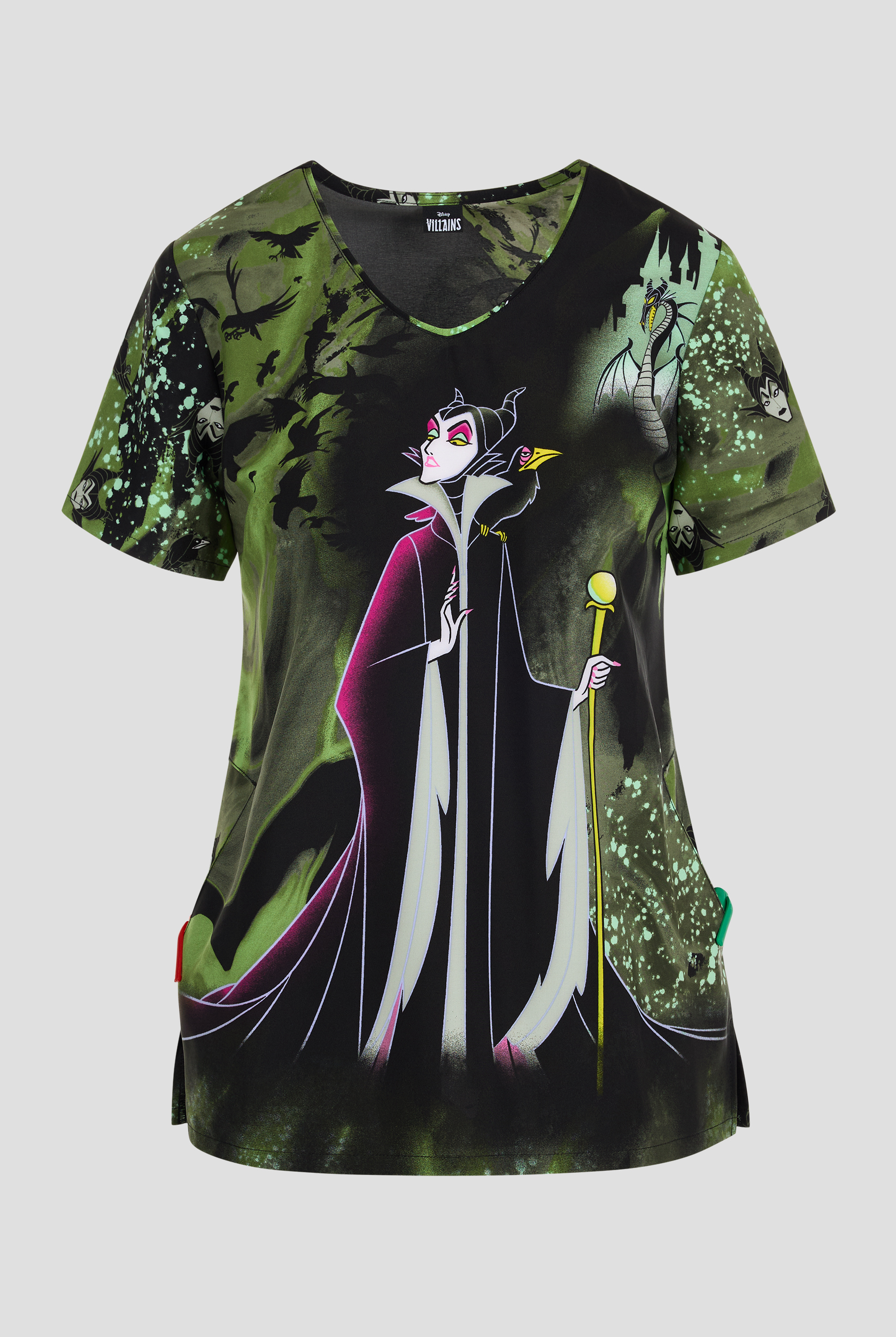 Blusa médica estampada Tooniforms Disney's Dark Clouds STRETCH con cuello en V y 2 bolsillos para mujer