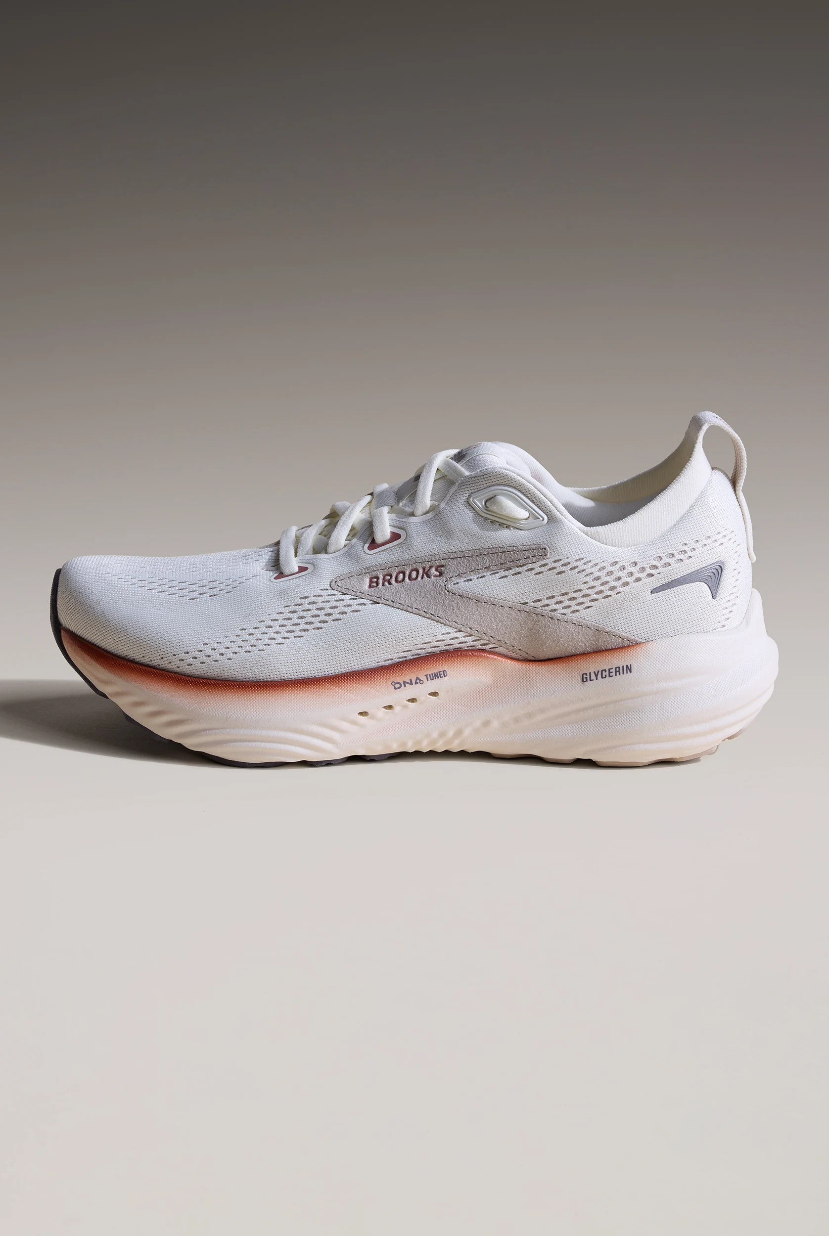 Brooks Women's Glycerin 22 Coconut/Chateau/Rose Athletic Lace Up Nursing Shoes