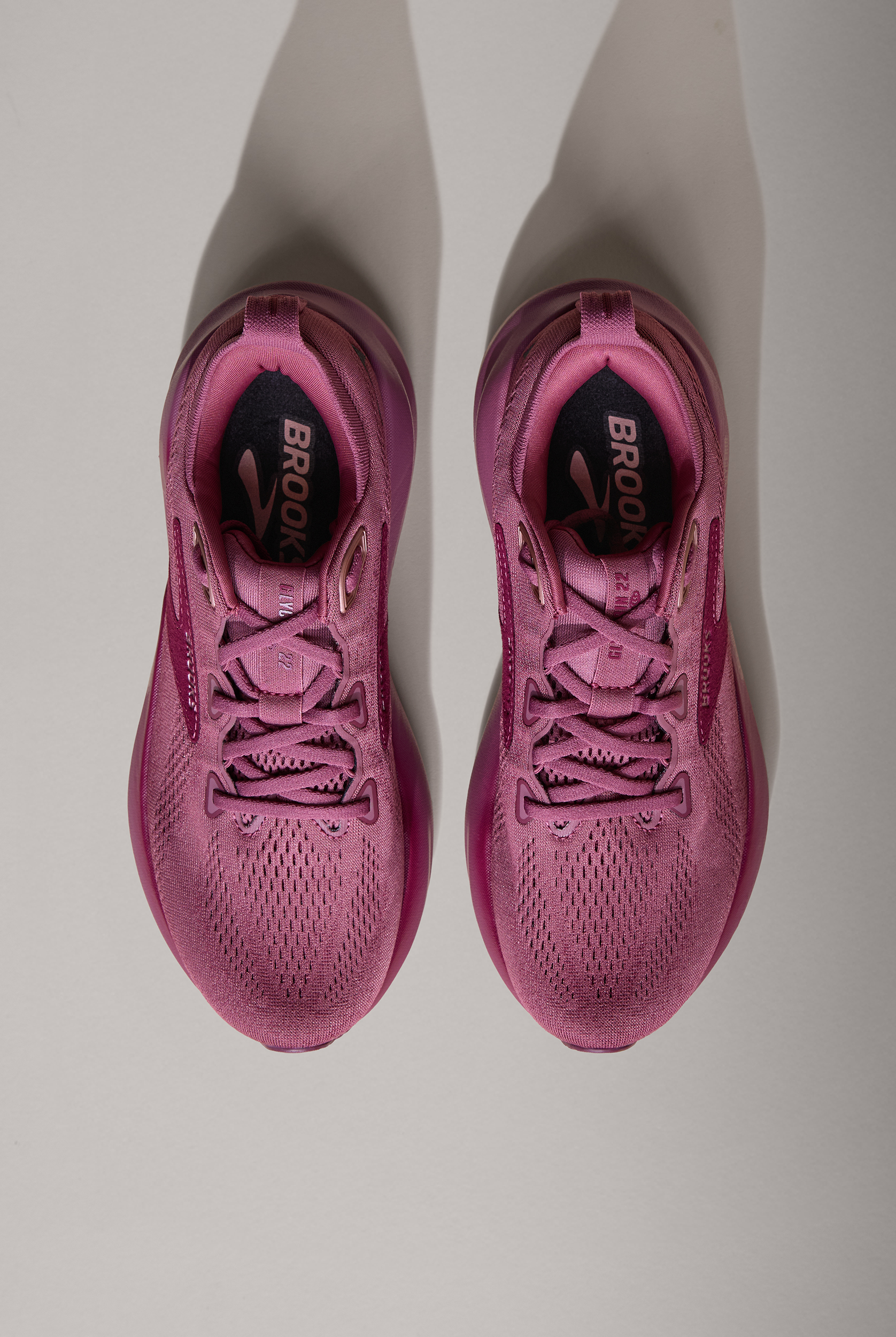 Zapatillas deportivas de enfermería Brooks Glycerin 22 Berry/Burgundy/Rose con cordones para mujer