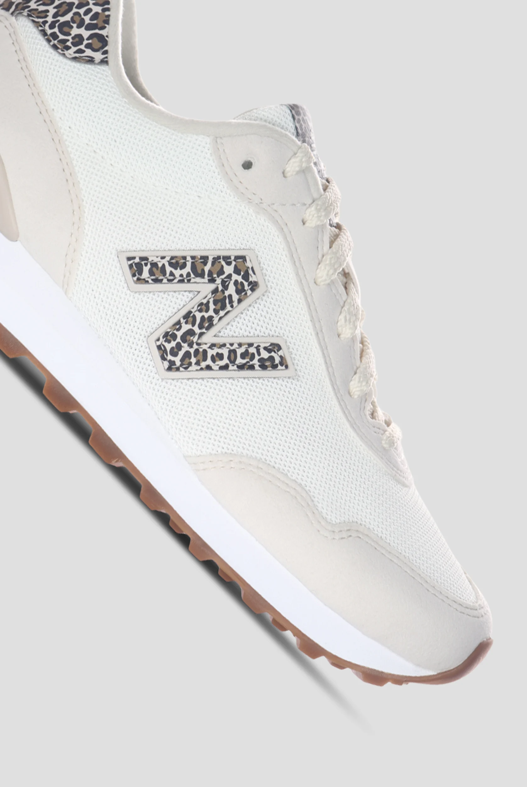 New Balance Women's 515 Sea Salt / Timberwolf Athletic Lace Up Shoes