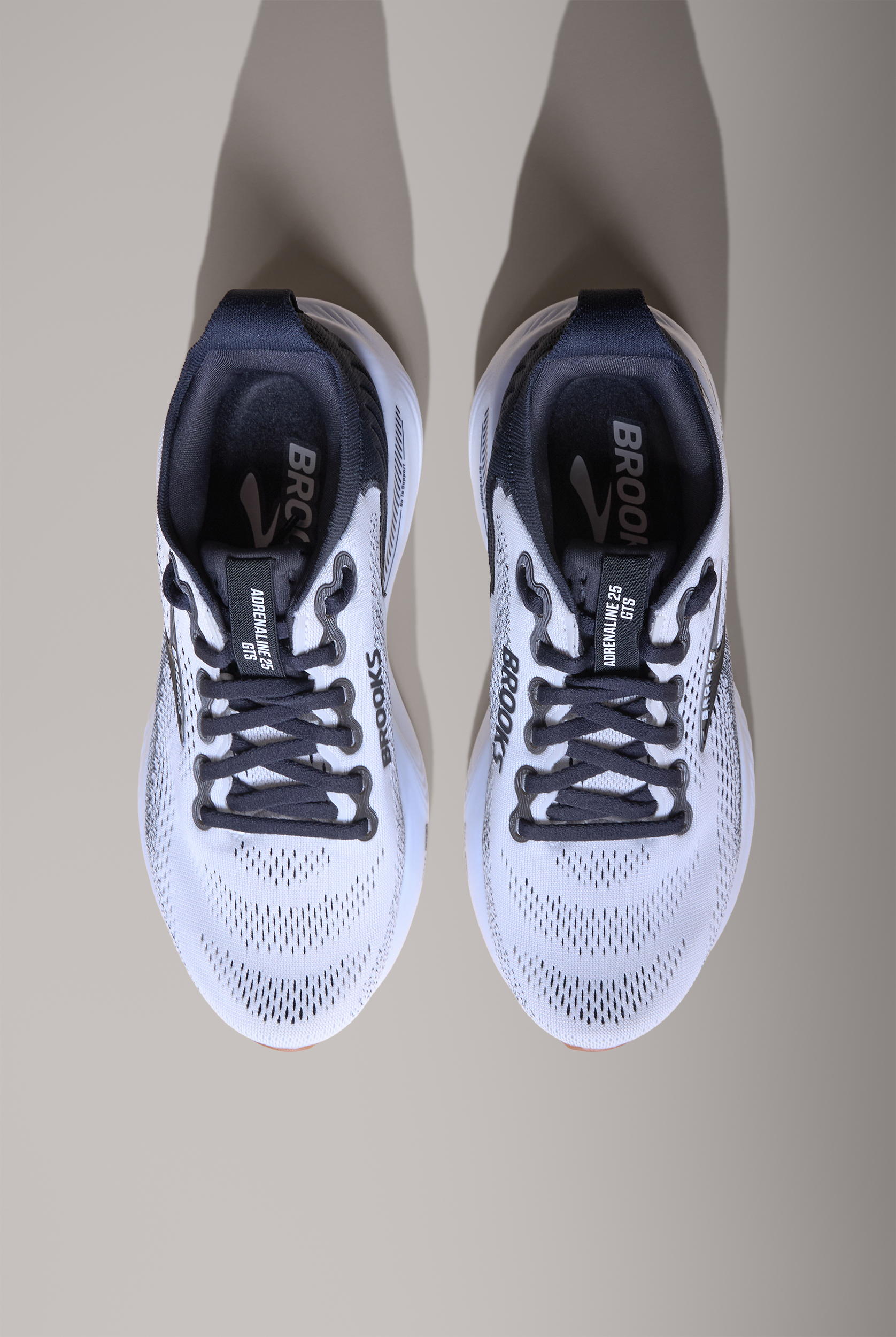 Zapatillas deportivas Brooks Adrenaline GTS 25 White/Black/White con cordones para mujer