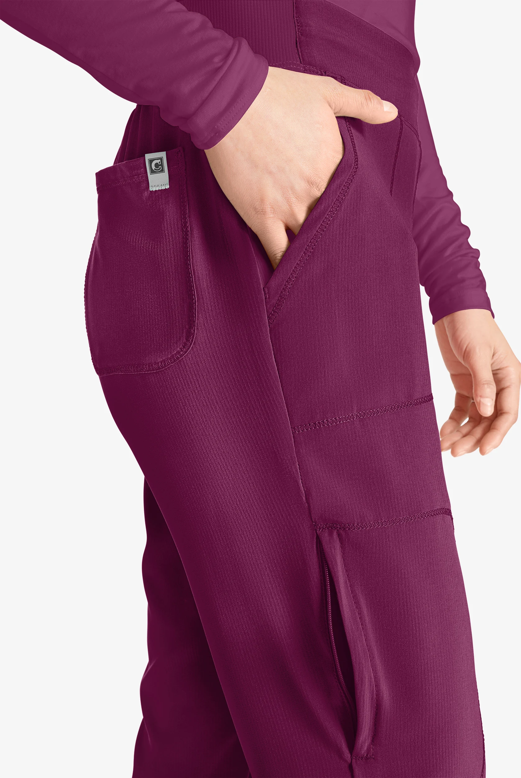 Pantal&oacute;n m&eacute;dico Cherokee Collection STRETCH estilo cargo con 4 bolsillos y cintura con frente plano y parte trasera acanalada para mujer