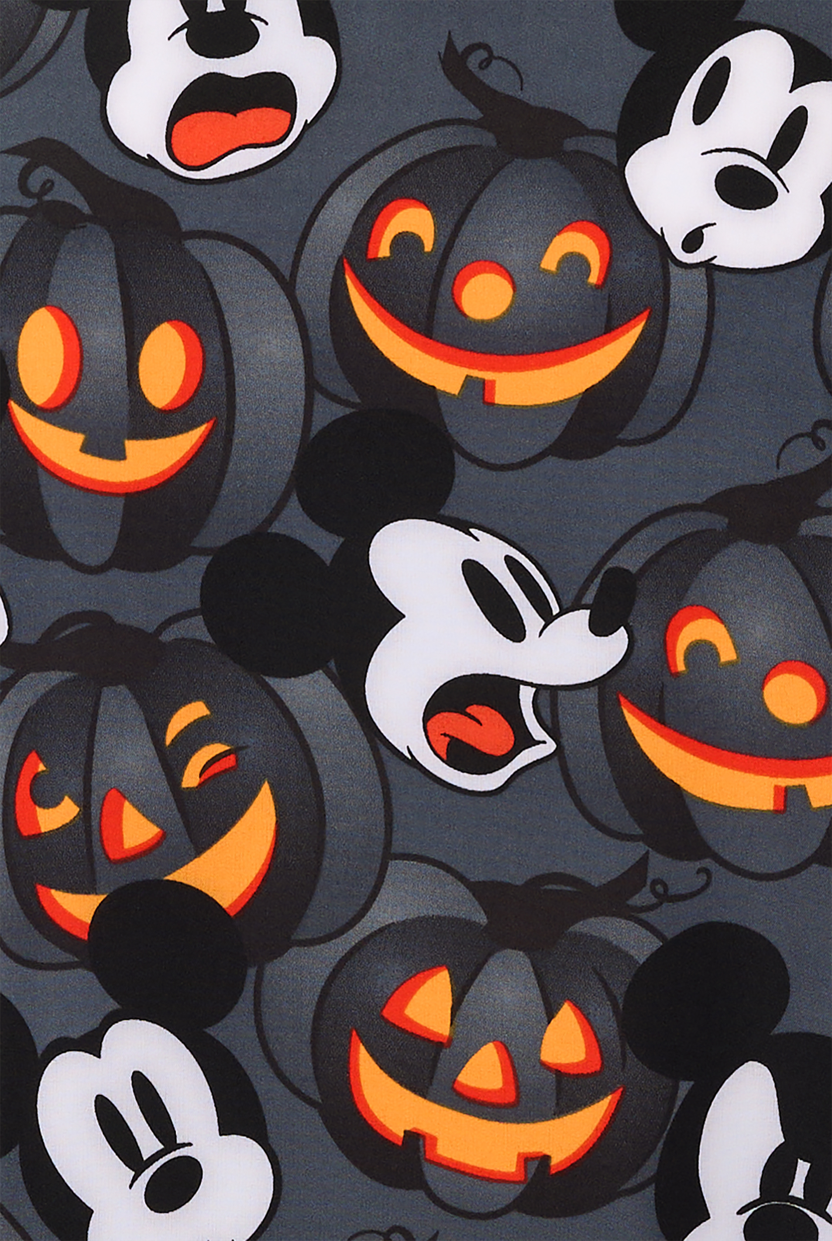 Blusa médica estampada Tooniforms Disney's Scaredy Pumpkin STRETCH con cuello en V y 2 bolsillos para mujer